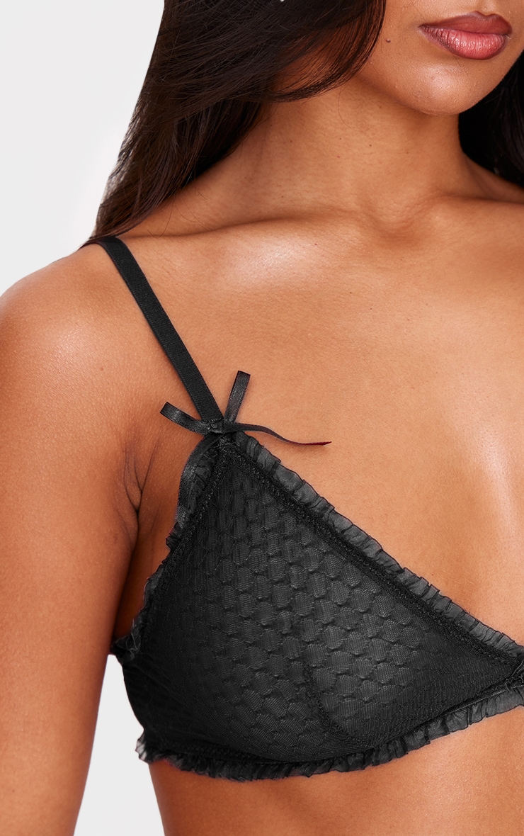 Bralette triangle en mesh texturé noir à bordures volantées image 4