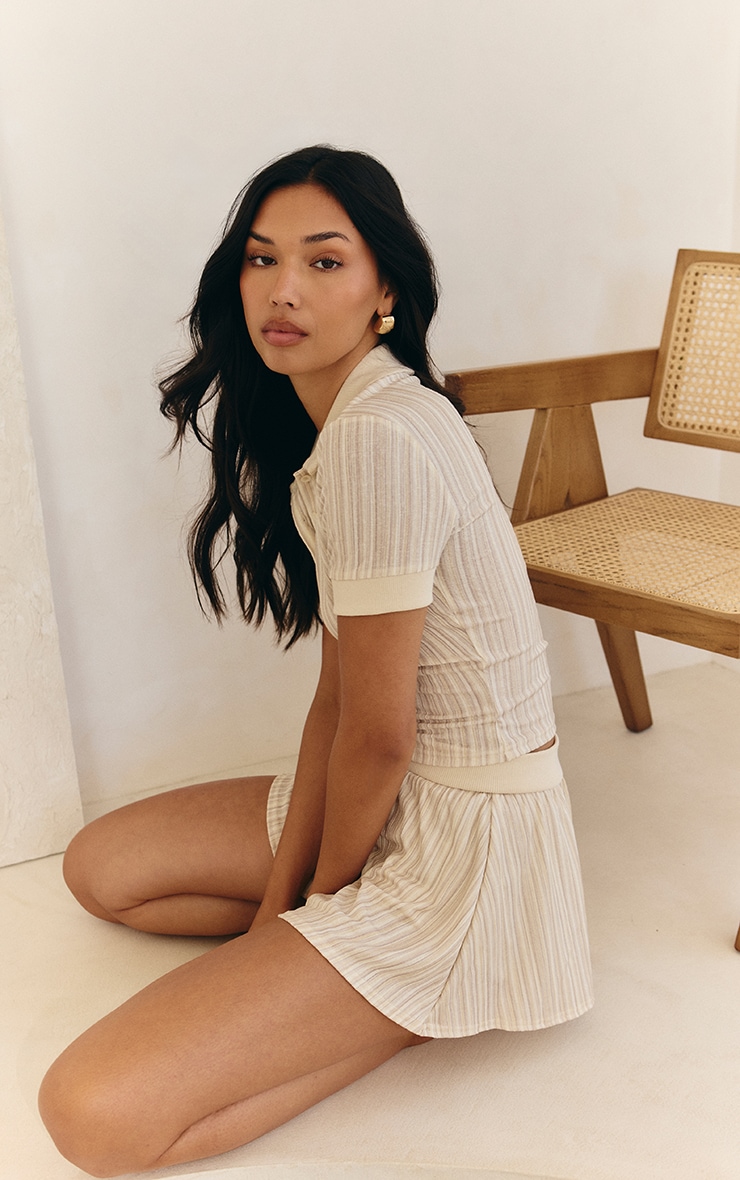 Cream Textured V Neck Collared Top image 3