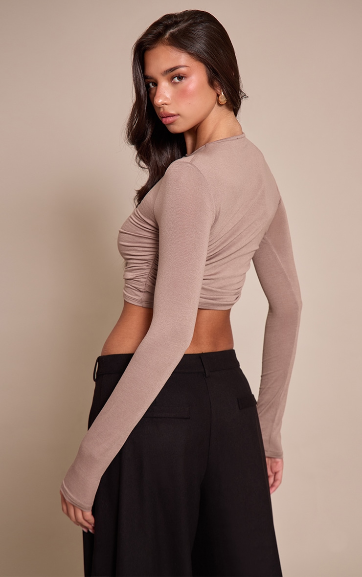 Top en jersey doux gris champignon froncé à manches longues image 2