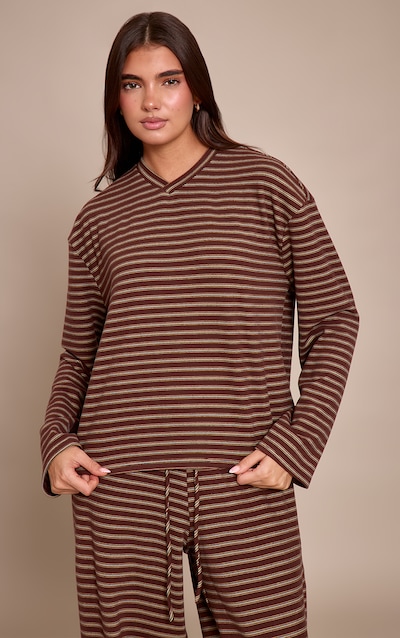 Sweat en polaire douce chocolat à rayures et col en V