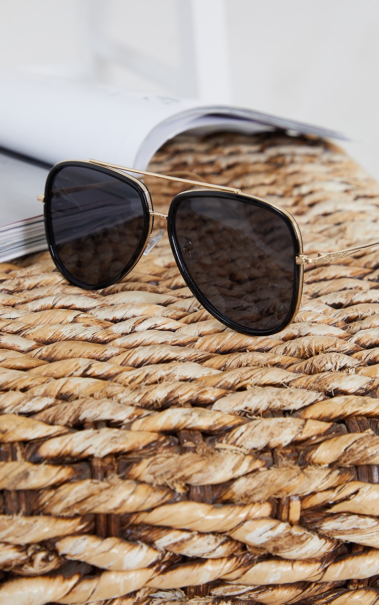 Black Oversized Gold Detail Aviator Sunglasses image 2