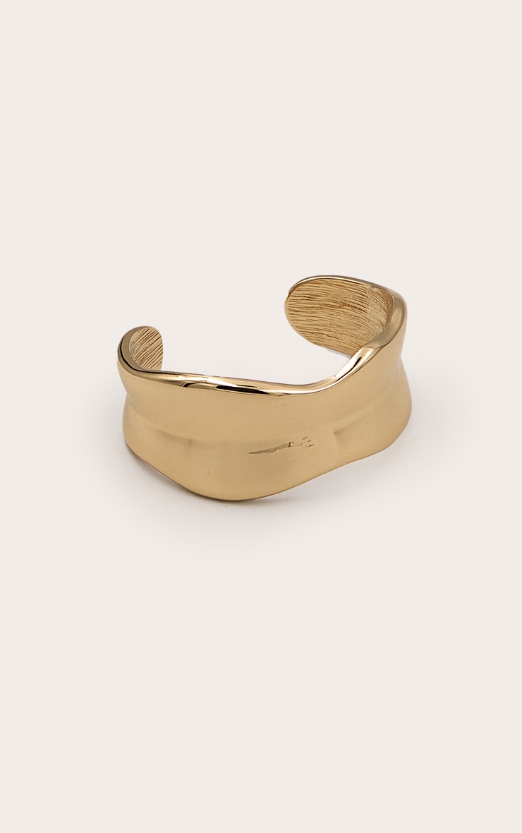 Bracelet manchette doré à brodures martelées image 2