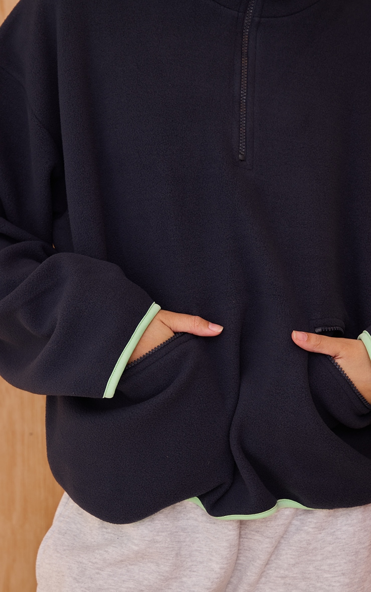 Polaire bleu marine détail poches à quart de zip image 4