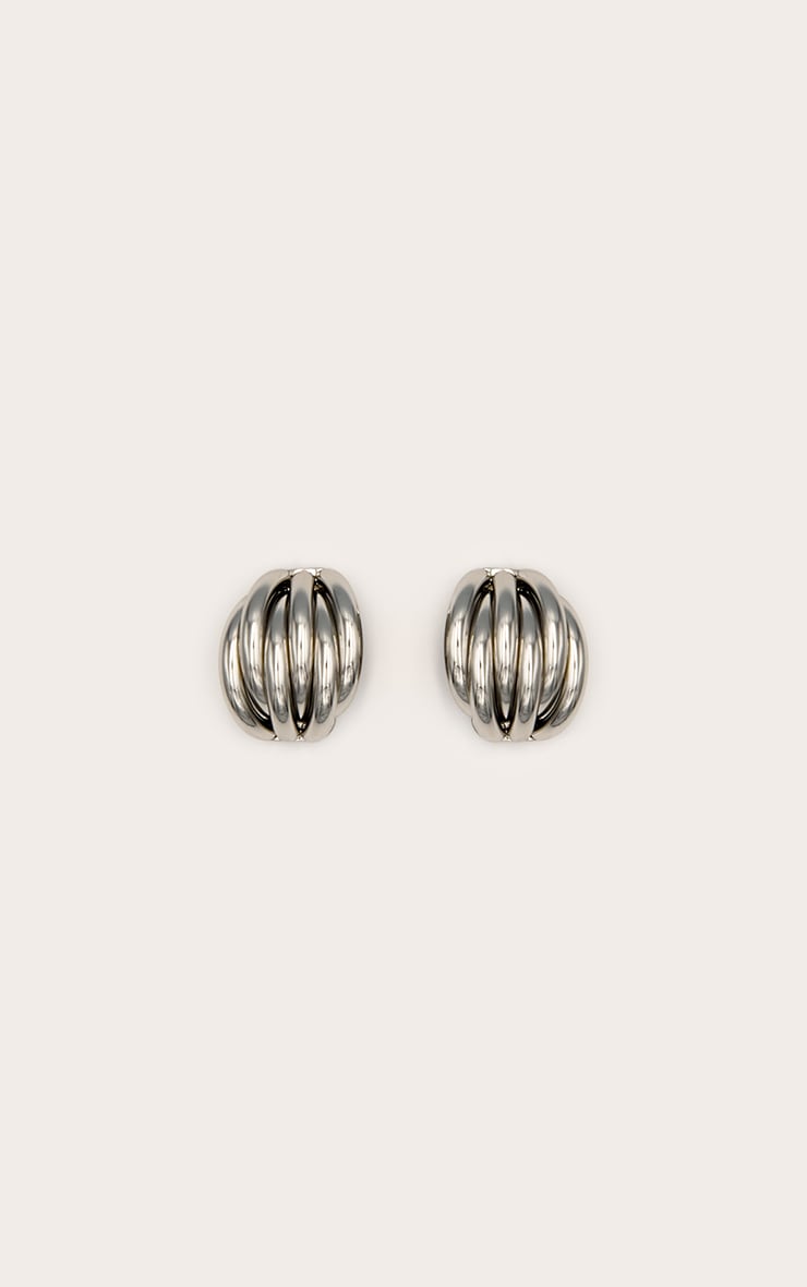Boucles d'oreilles larges ovales côtelées argentées à clous image 3