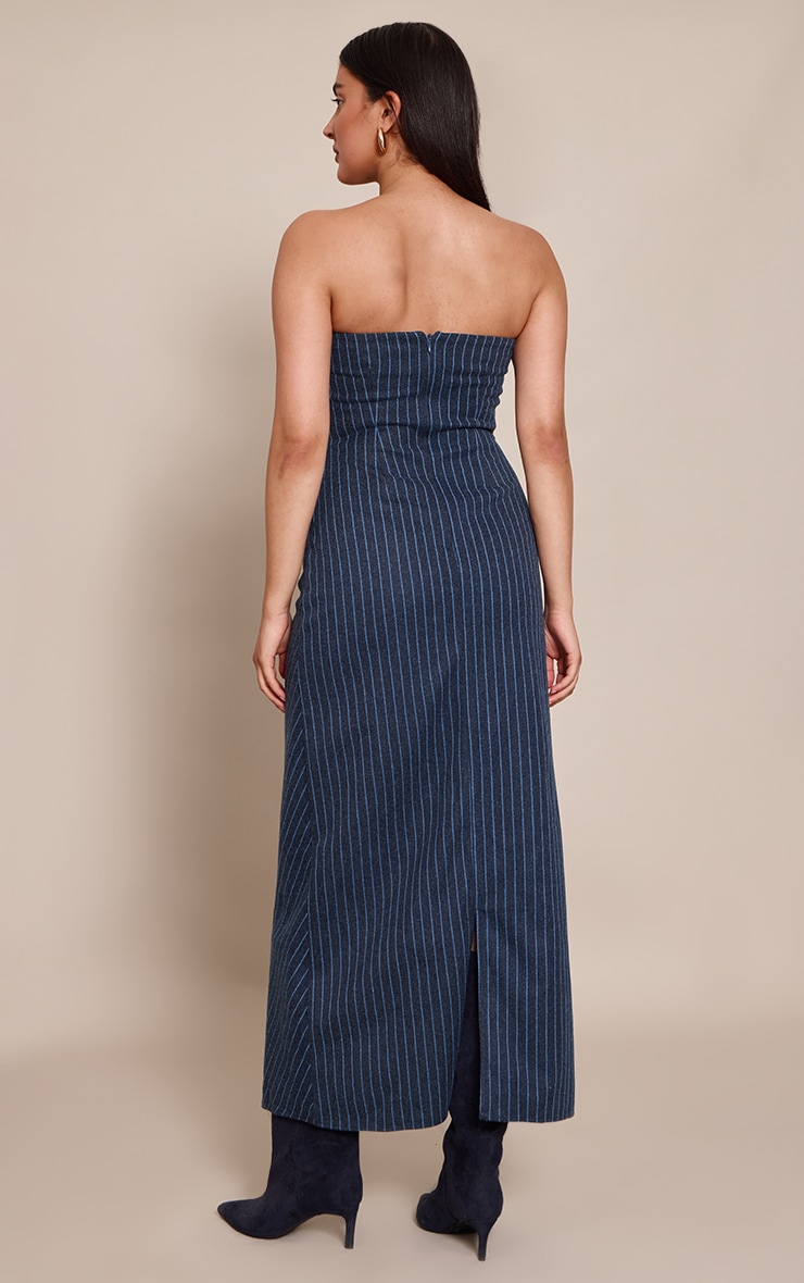 Robe bustier longue brossée bleu marine à fines rayures image 2