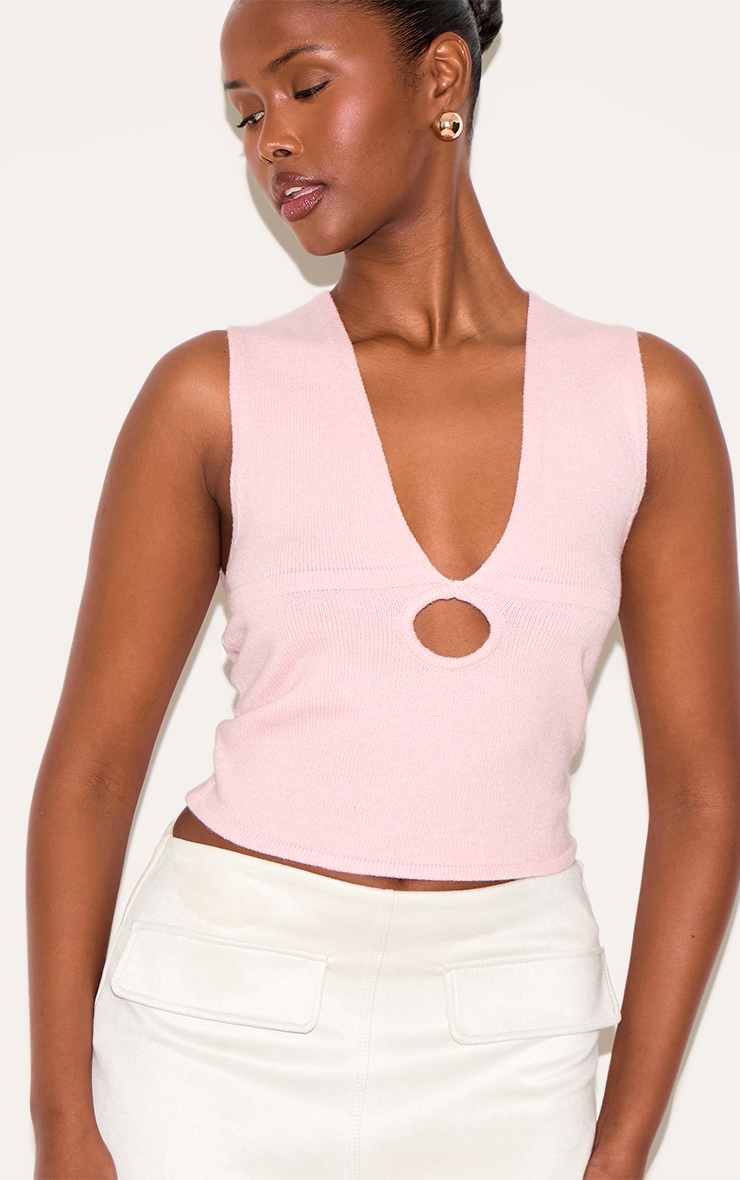 Crop top en maille tricot douce rose cendré à décolleté image 4