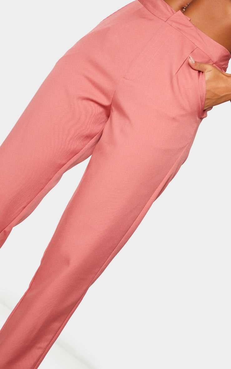 Pantalon de tailleur rose foncé court image 4