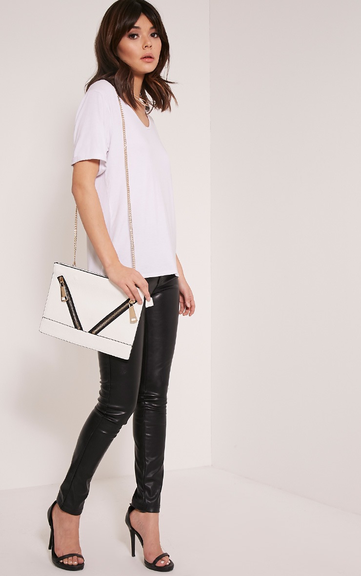 Tay White Zip Detail Clutch Bag Knitwear PrettyLittleThing