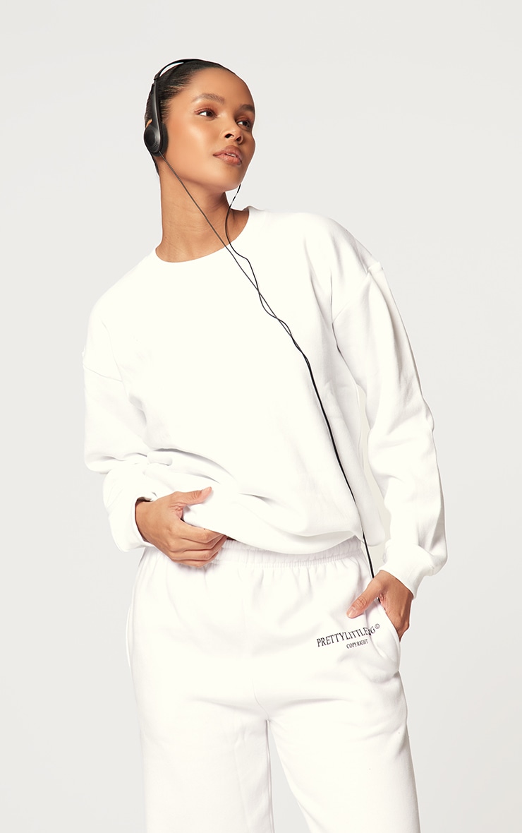  White Oversized Fitting Sweatshirt image 4