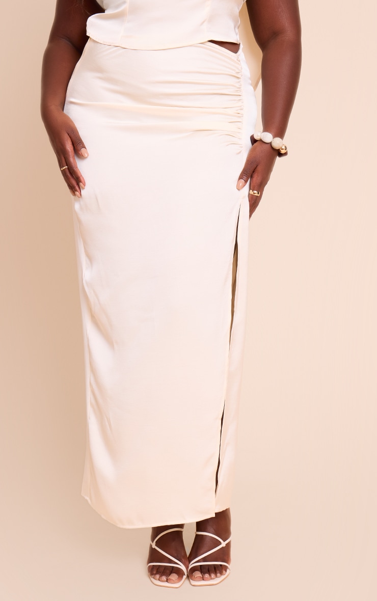 Plus Cream Ruched Satin Split Detail Maxi Skirt image 2