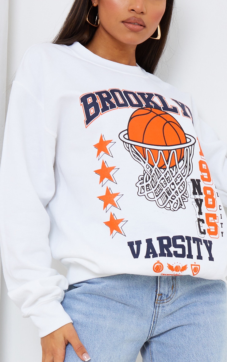 Petite White Brooklyn Basketball Slogan Sweatshirt PrettyLittleThing AUS