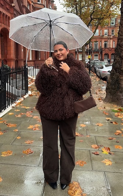 Manteau mi-long en fausse fourrure de Mongolie chocolat Grande Taille