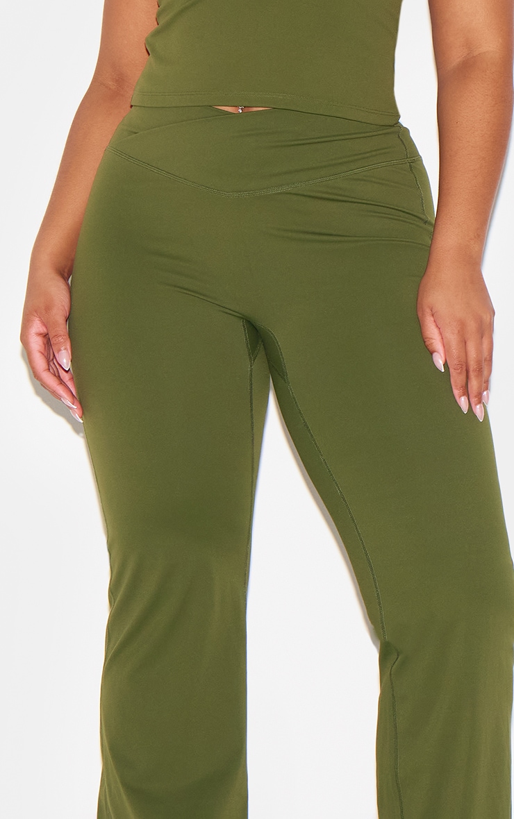 Débardeur de sport en Sculpt kaki à bretelles image 9