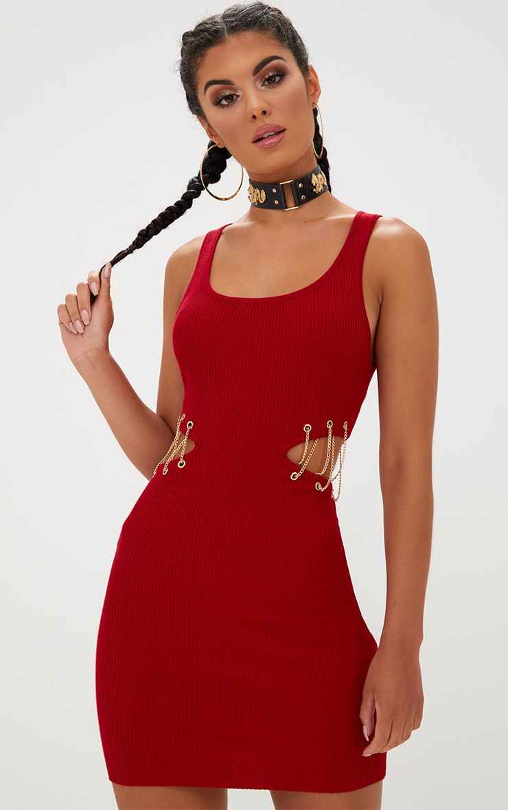 Red Chain Detail Knitred Mini Dress. Knitwear PrettyLittleThing