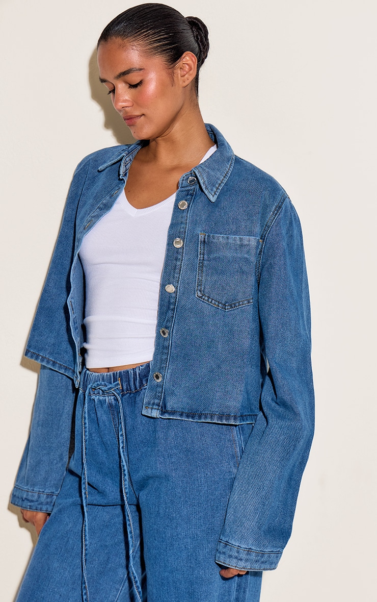  Mid Blue Wash Relaxed Long Sleeve Cropped Denim Shirt image 4