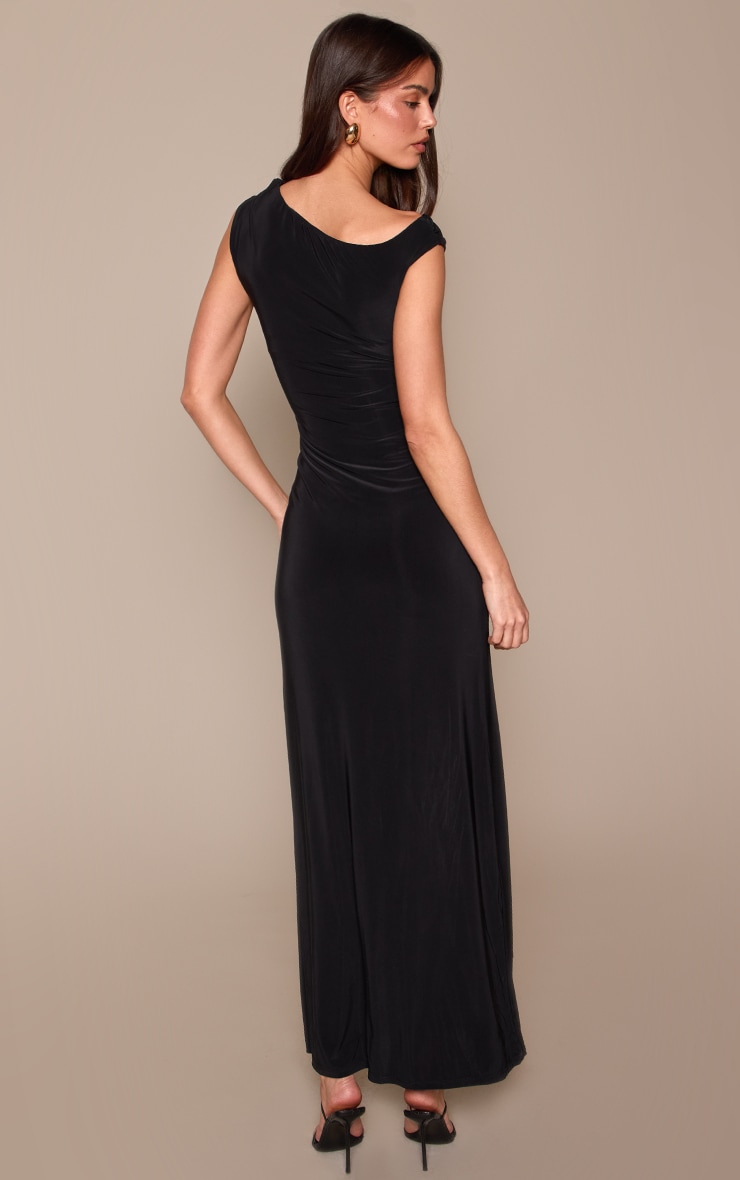 Robe longue moulante noire à épaule unique et empiècement image 2