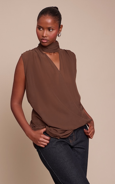 Top en mousseline de soie chocolat à décolleté plongeant