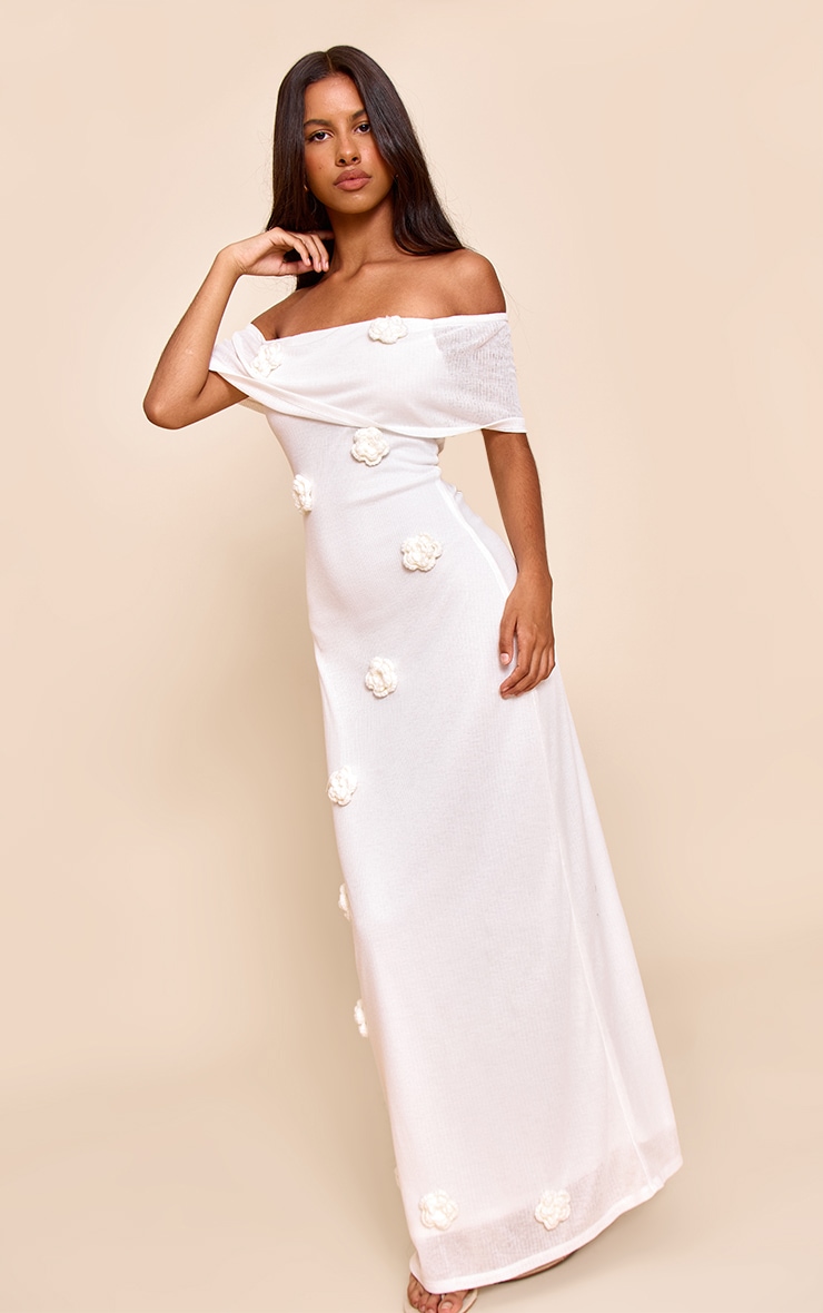 Petite Cream Floral Applique Knitted Maxi Dress image 3
