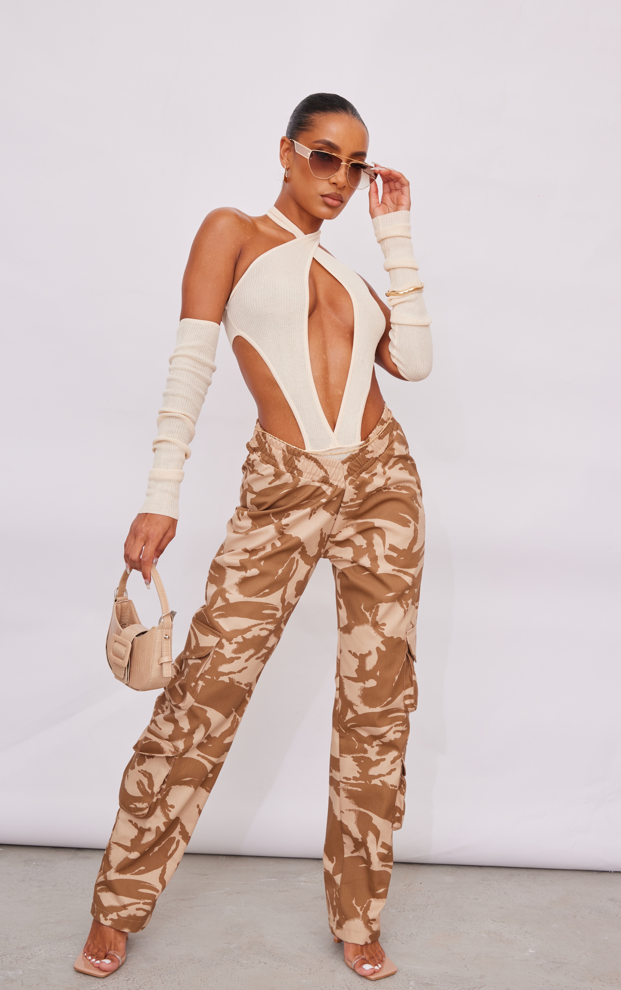 Brown Camo Low Rise V-hem Cargos