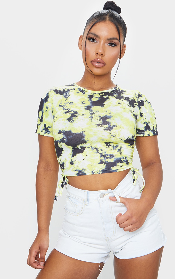 T-shirt court côtelé citron javélisé à côtés froncés