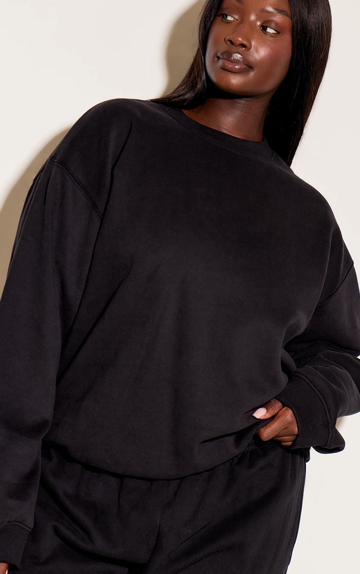 Plus Black Oversized Crew Sweatshirt image 1