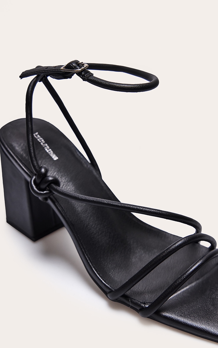 Sandales carrées en PU noir à brides style tubes et talon carré image 4