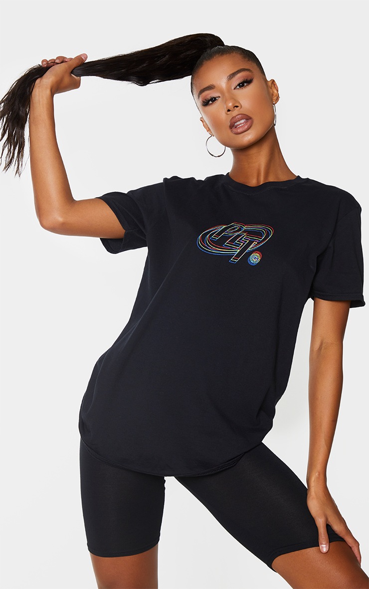 PRETTYLITTLETHING Black Blurred Circle Logo T Shirt