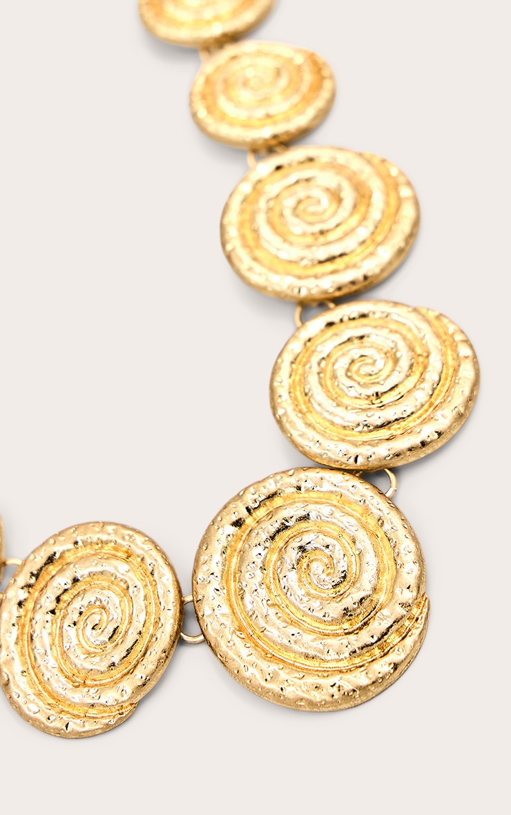 Gold Hammered Swirl Detail Chunky Necklace image 3