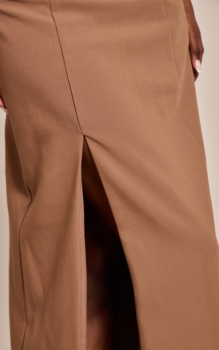 Robe longue de tailleur taupe sans manches image 4