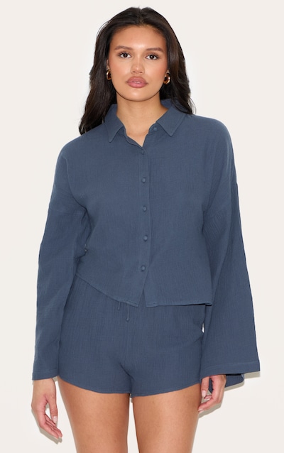 Short oversize fluide en effet lin bleu foncé