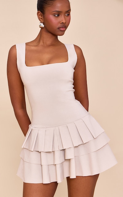 Combishort jupe short tissé stretch taupe clair plissé