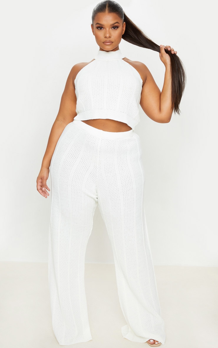 Plus Cream Knit Halterneck Crop Top image 3