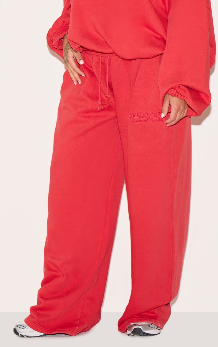 Plus Red Prettylittlething Embroidered Straight Leg Sweatpants image 2