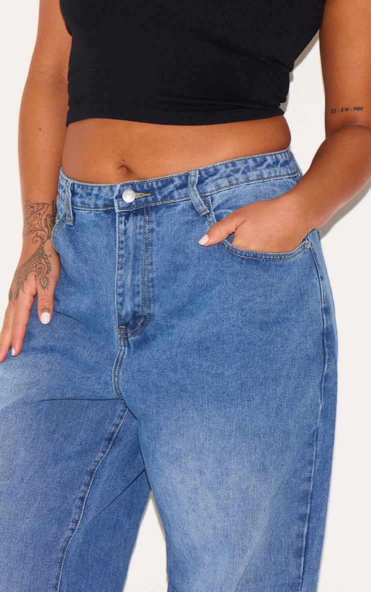 Plus Mid Blue Wash Mid Rise Straight Leg Jeans image 4