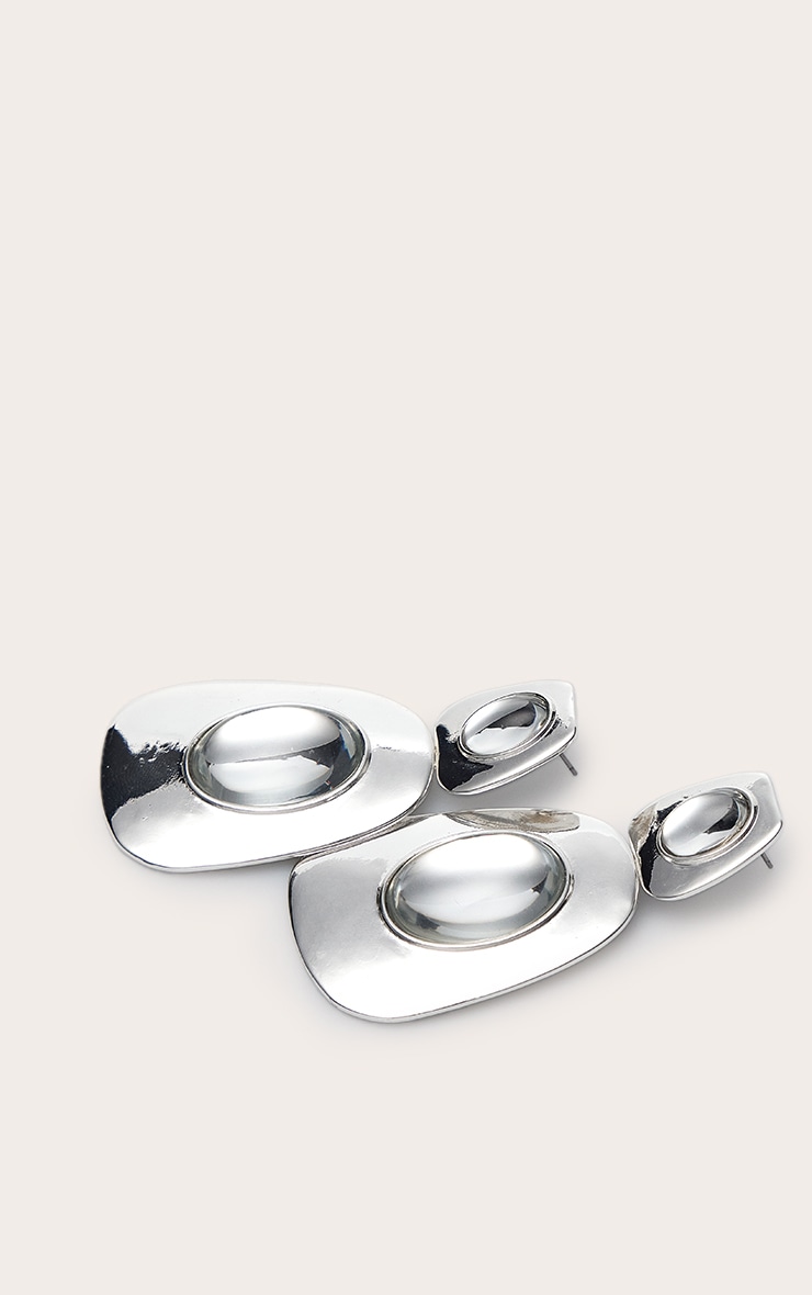 Boucles d'oreilles superposées lisses argentées à pierres transparentes image 3