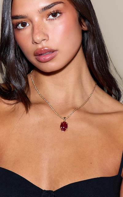 Gold Resin Pendant Necklace