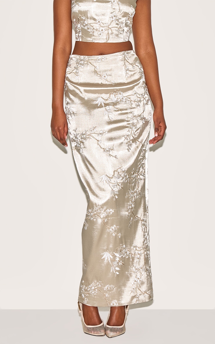 Pastel Green Floral Embroidered Maxi Skirt image 2