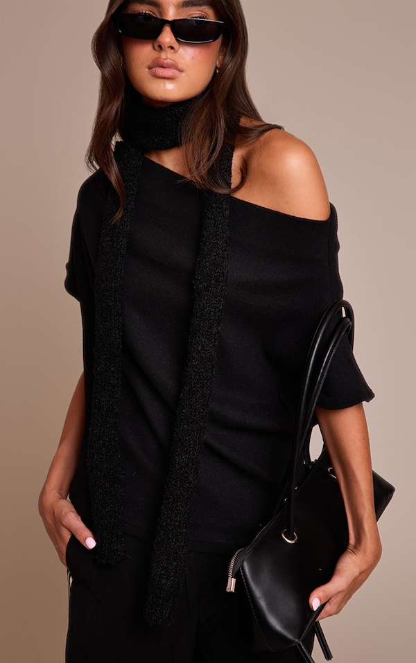 Black Skinny Knit Scarf