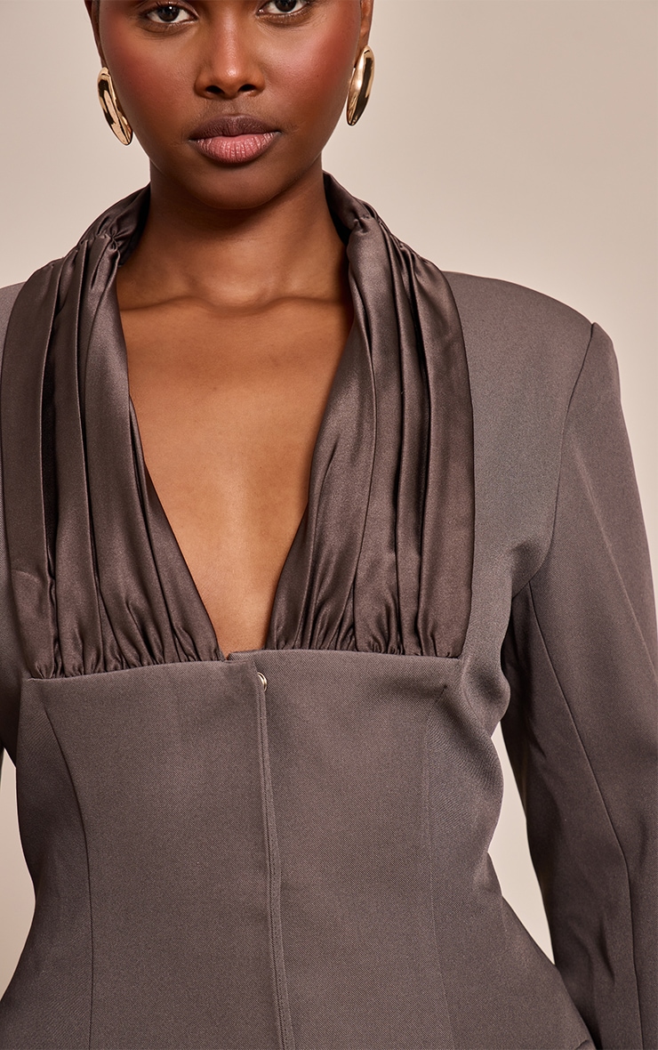 Robe blazer tissée grise à partie plissée image 4