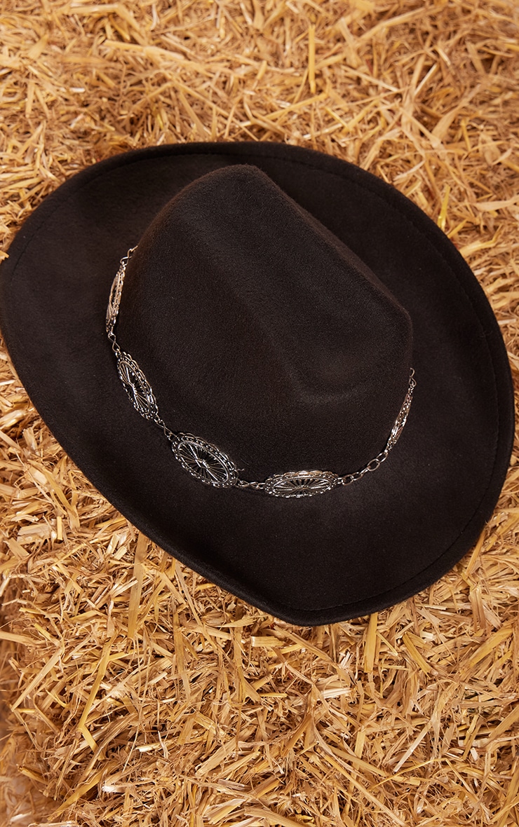 Chapeau de cowboy noir à détail chaînes et boucles image 2