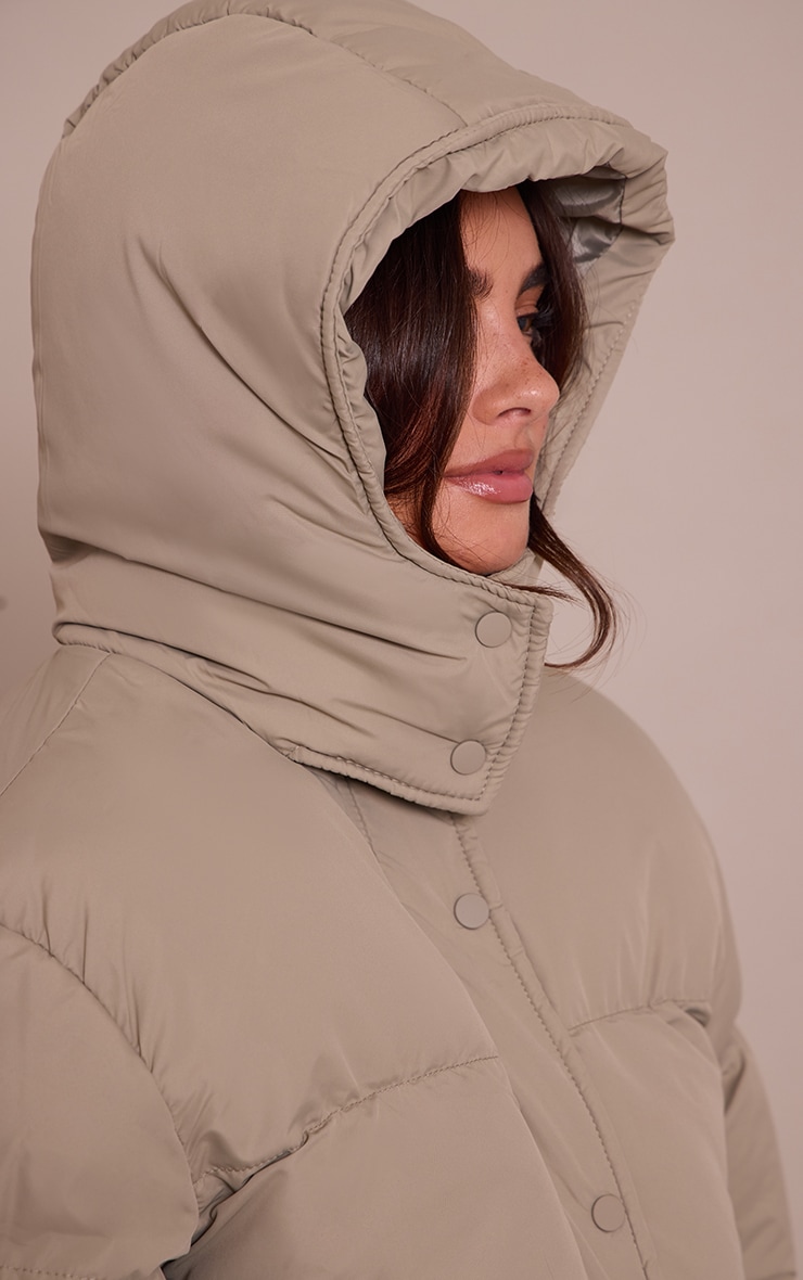 Sage Hooded Puffer Coat image 4