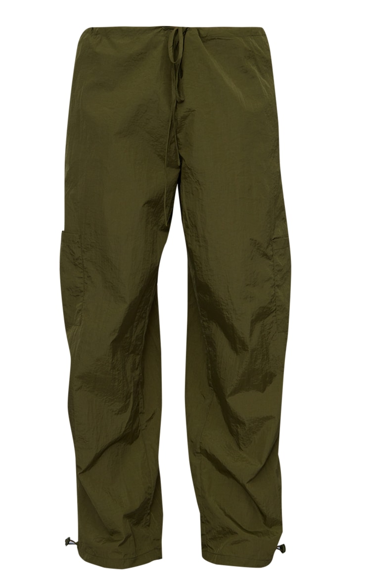 Pantalon cargo style parachute léger kaki à poches et cordons ajustables image 5