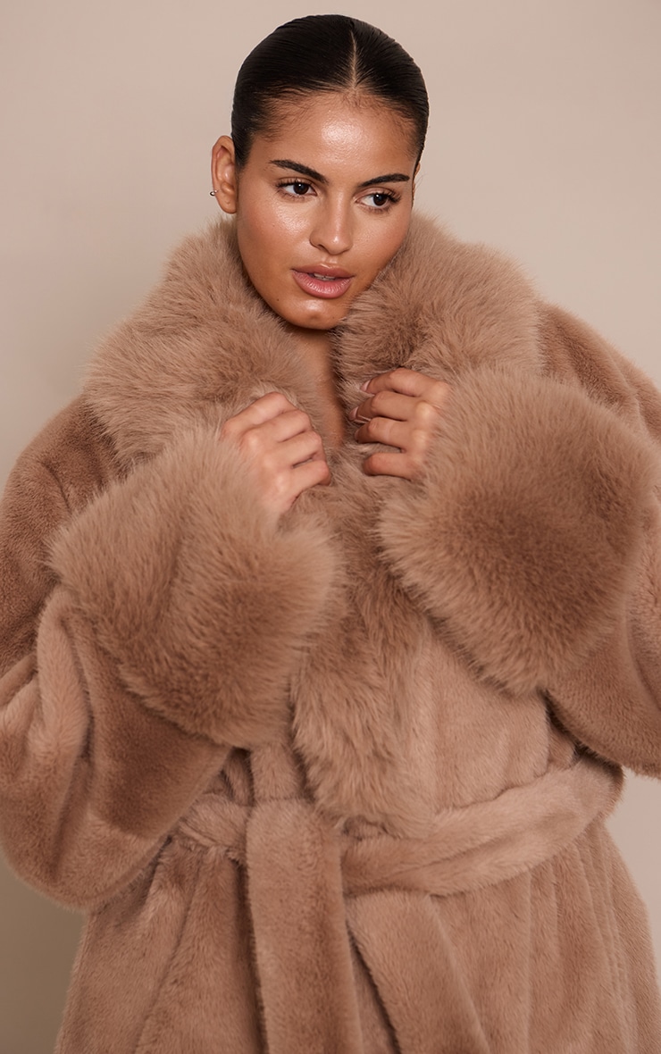 Plus Manteau oversize en fausse fourrure gris champignon à nouer image 4