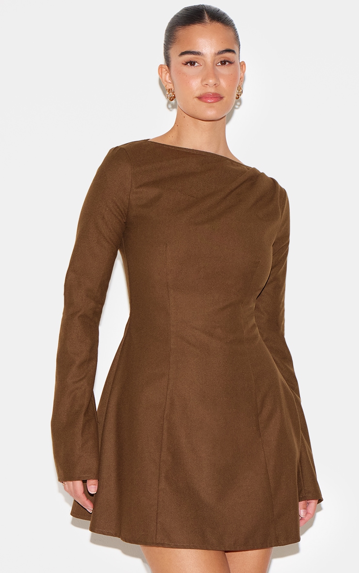 Chocolate Structured Woven Boat Neck Shift Dress image 4