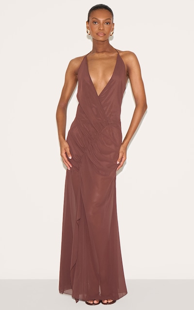 Robe longue en mousseline de soie chocolat à fronces asymétriques