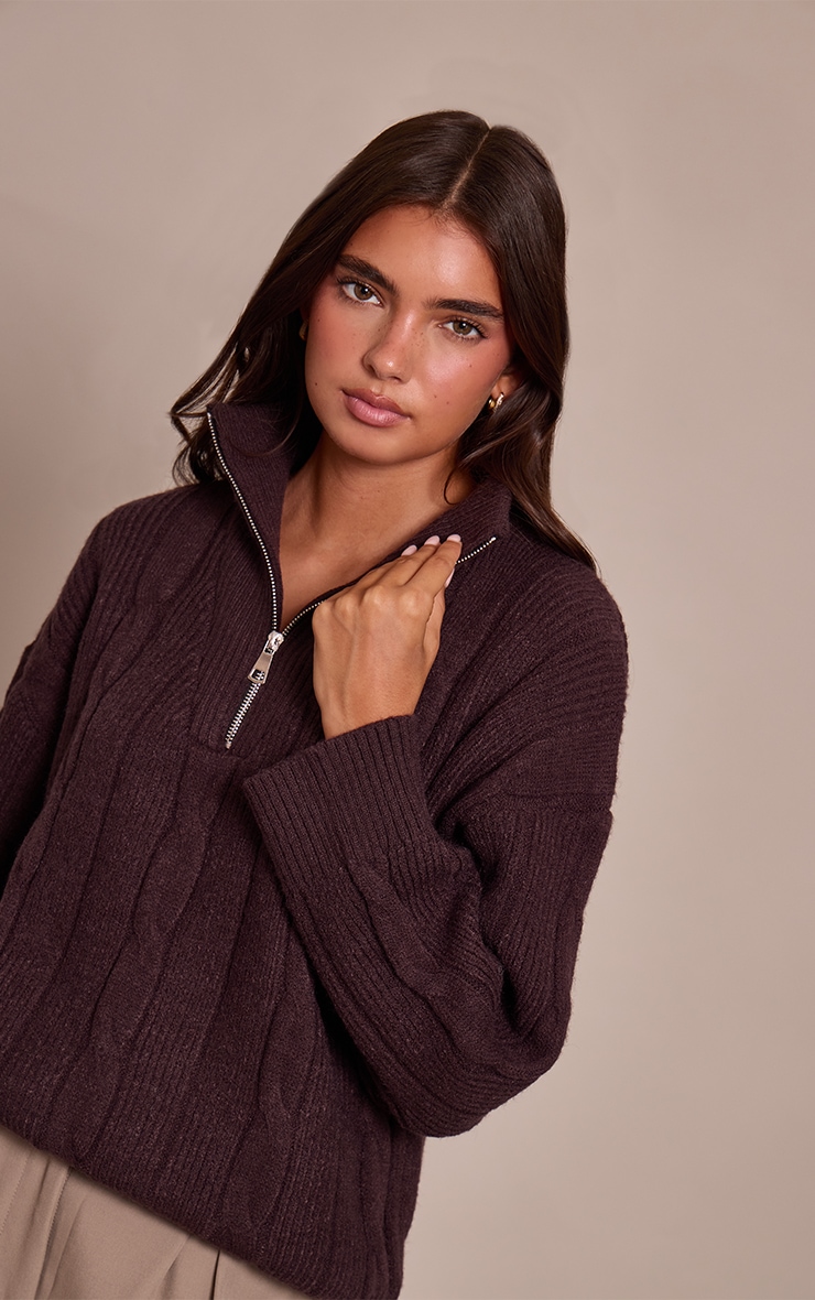 Pull oversize en maille tricot torsadée chocolat à zip image 4