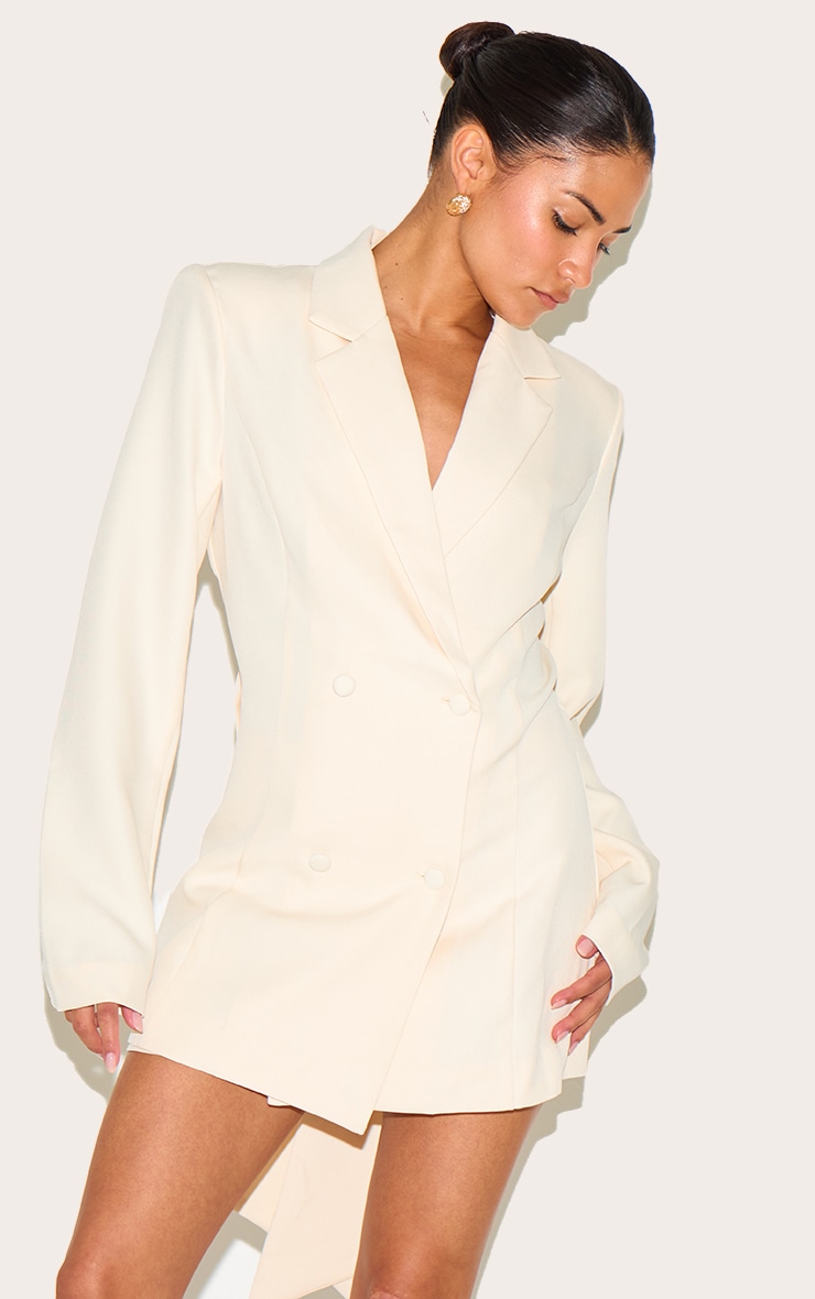 Blazer ajusté court, détail nœud en pierre, dos nu image 2