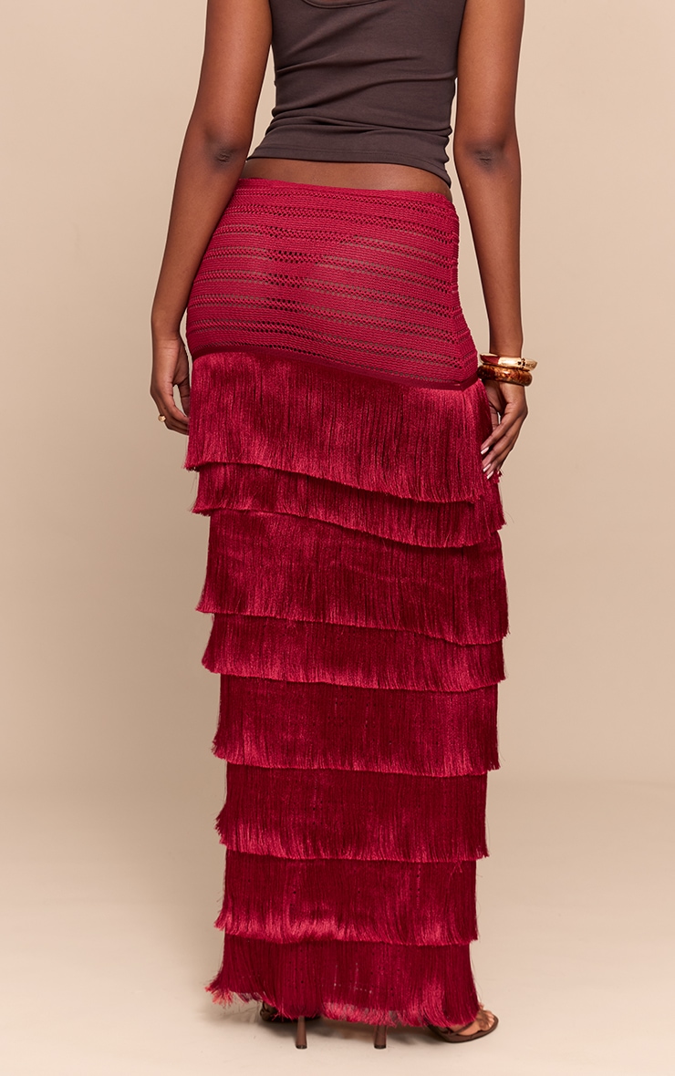 Jupe longue deluxe texturée rouge profond à bordure frangée image 3