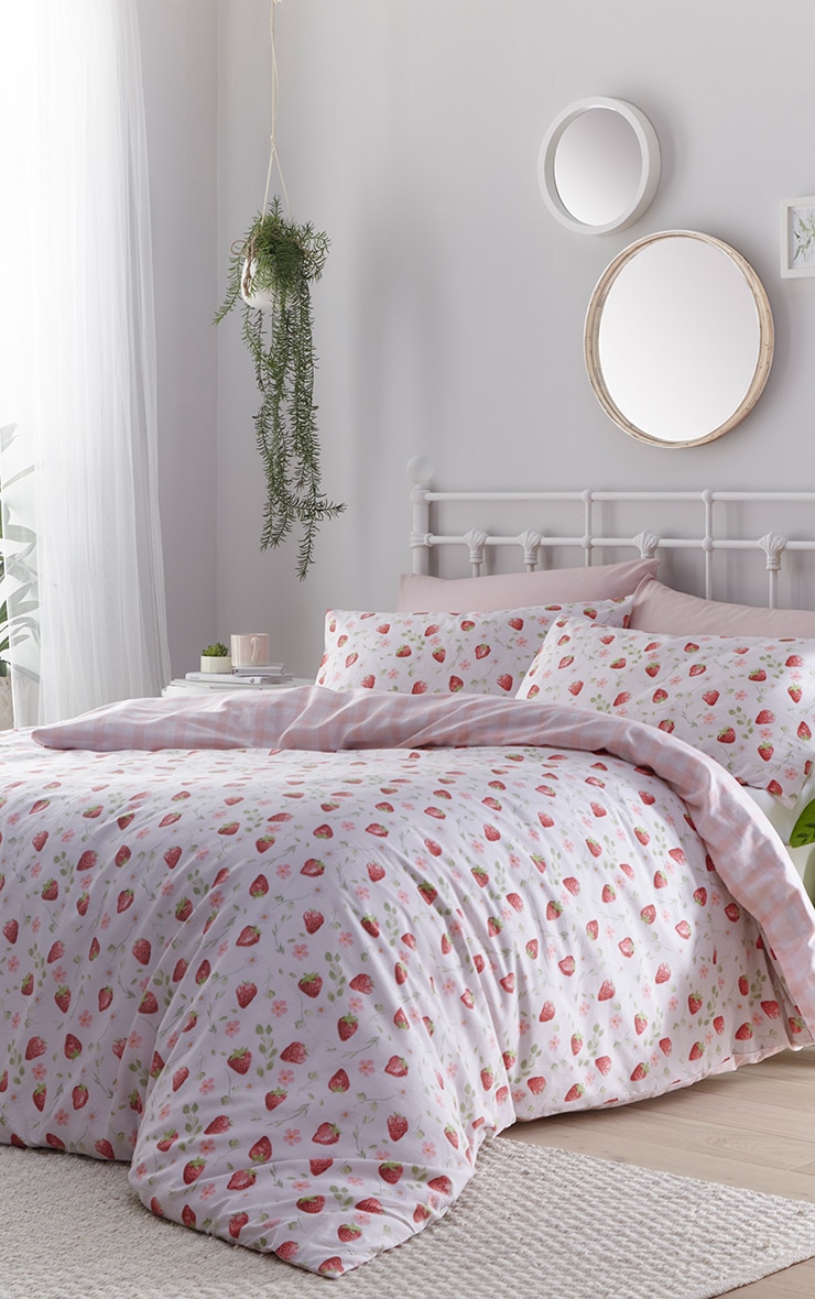 Strawberry Fields Double Duvet Set image 1