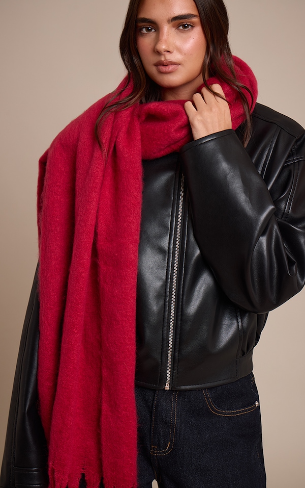 Écharpe en maille tricot élimée bordeaux à franges